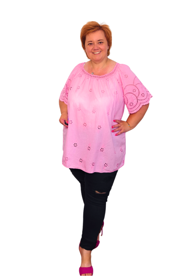Madeirová plus size blúzka - ružová Madeirová plus size blúzka - ružová